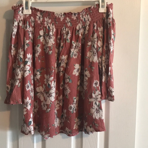 one clothing Tops - Pink off the shoulder top